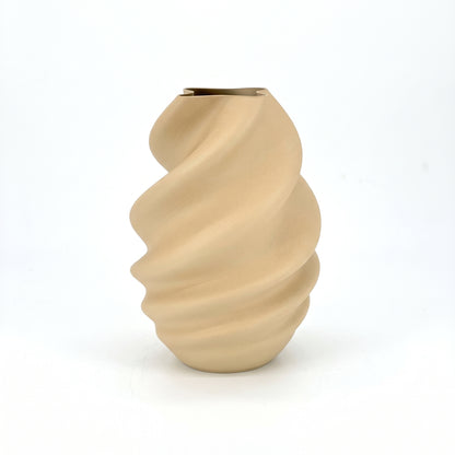 Whippy Vase